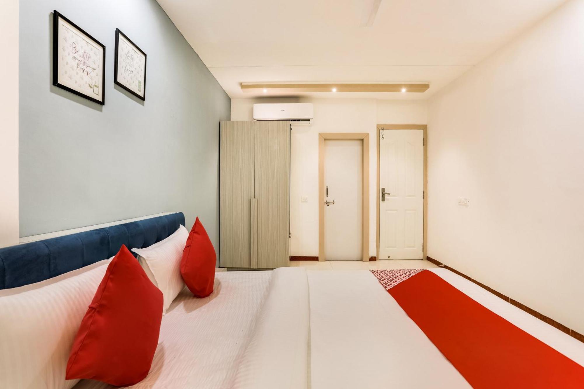 Hotel O Omkar Indore Eksteriør billede